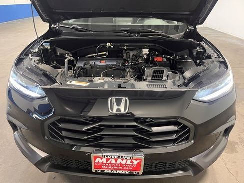 Used 2025 Honda HR-V Sport image 9