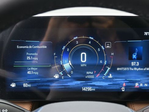 Used 2025 Chevrolet Equinox ACTIV w/ Safety and Technology Package image 14