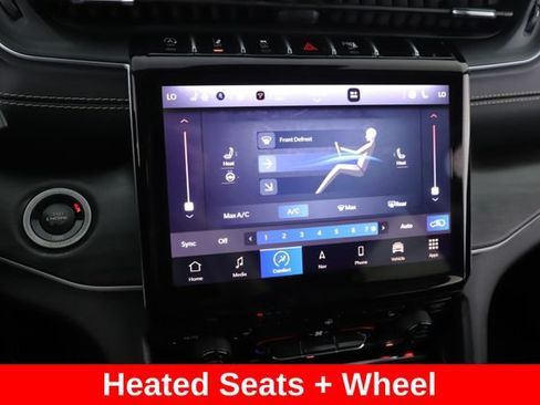 Used 2023 Jeep Grand Cherokee Limited AWD/4WD image 4