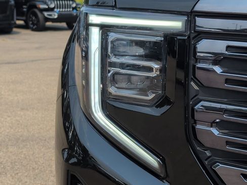 Used 2023 GMC Sierra 1500 Denali Ultimate AWD/4WD image 44