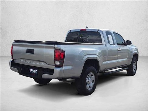 Used 2022 Toyota Tacoma SR w/ SR Convenience Package RWD image 5