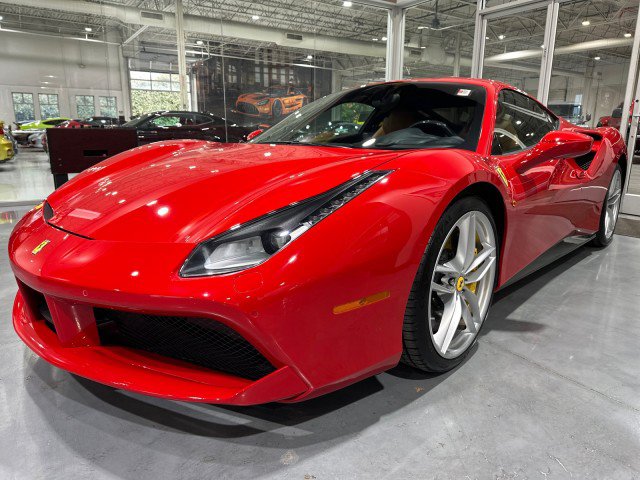 Used 2016 Ferrari 488 GTB RWD image 22
