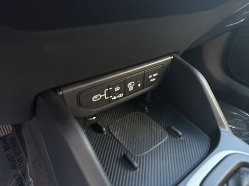 New 2025 Kia K4 GT-Line image 13