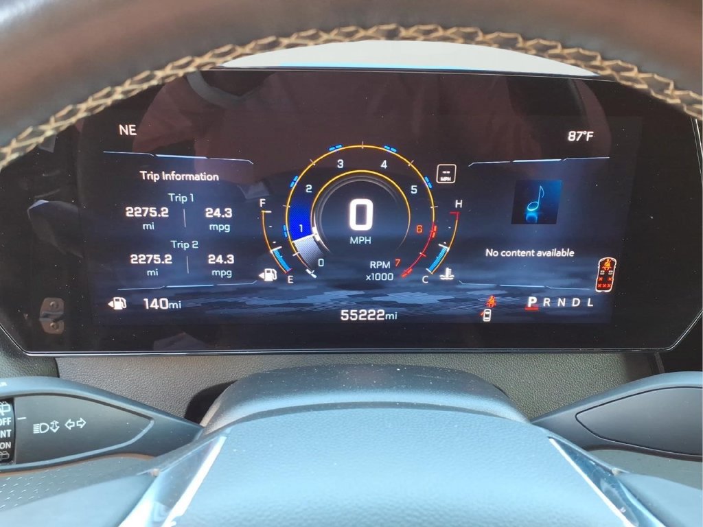 Used 2024 Chevrolet Traverse LT FWD image 13