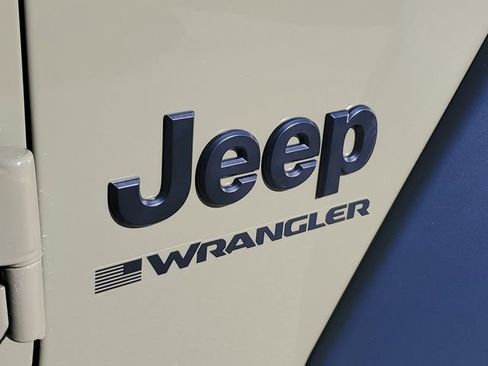 New 2026 Jeep Wrangler Unlimited Rubicon 392 image 10