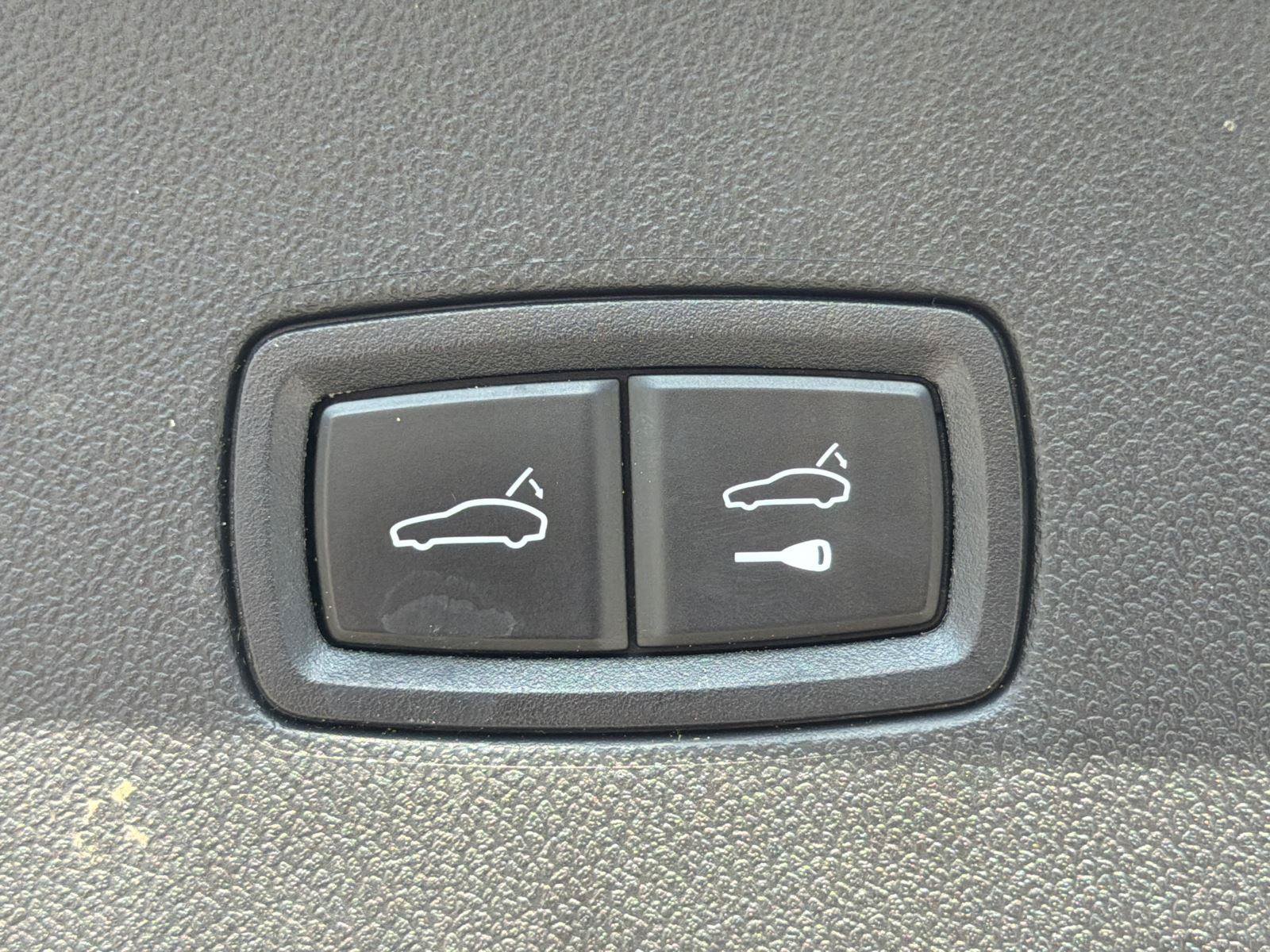 Used 2024 Porsche Cayenne S AWD/4WD image 19