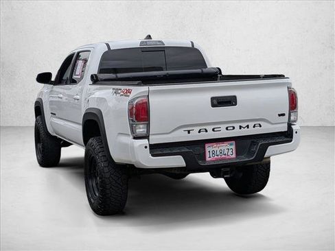 Used 2023 Toyota Tacoma TRD Off-Road w/ Technology Package AWD/4WD image 8