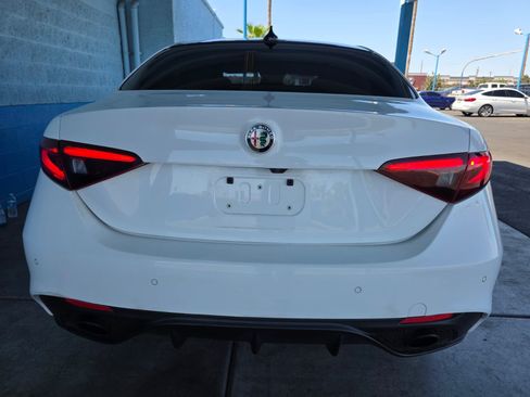 Used 2020 Alfa Romeo Giulia Ti Sport w/ Quick Order Package 22U Sport RWD image 4