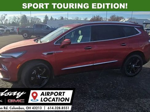 Used 2023 Buick Enclave Essence w/ Experience Buick Package image 4