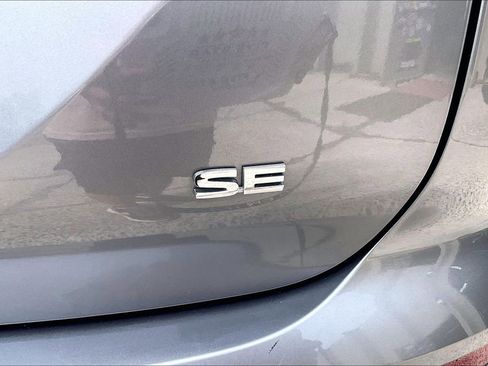 Used 2023 Mitsubishi Outlander SE AWD/4WD image 8