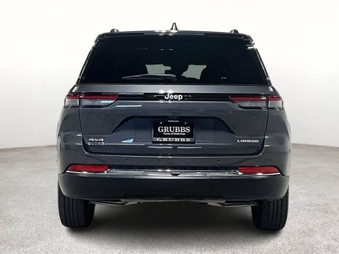 Used 2024 Jeep Grand Cherokee Laredo w/ Trailer Tow Package image 6