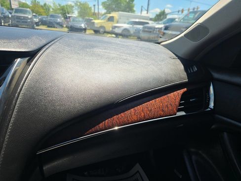 Used 2018 Cadillac CTS Luxury RWD image 30
