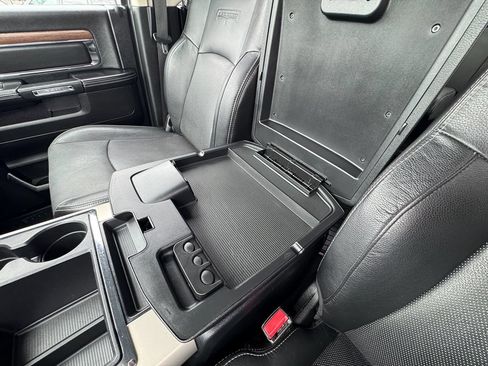 Used 2014 RAM 1500 Laramie w/ Convenience Group AWD/4WD image 23