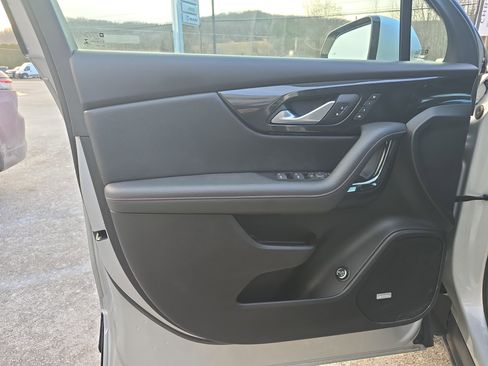 Used 2022 Chevrolet Blazer RS w/ Enhanced Convenience Package image 17