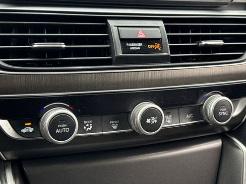 Used 2019 Honda Accord LX image 23