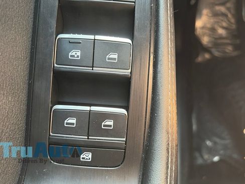 Used 2024 Nissan Rogue Platinum w/ Platinum Premium Package FWD image 29