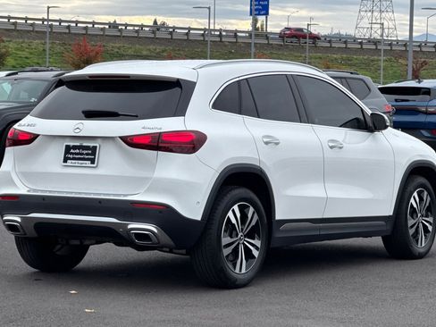 Used 2024 Mercedes-Benz GLA 250 4MATIC image 3
