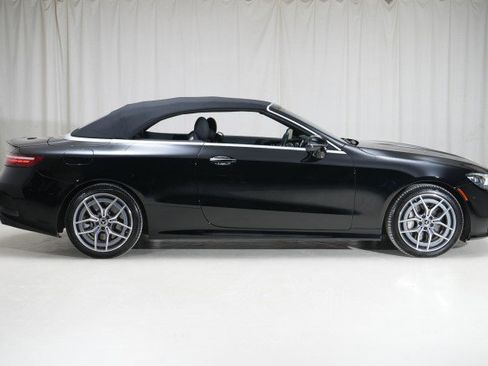 Used 2023 Mercedes-Benz E 450 4MATIC Cabriolet image 19