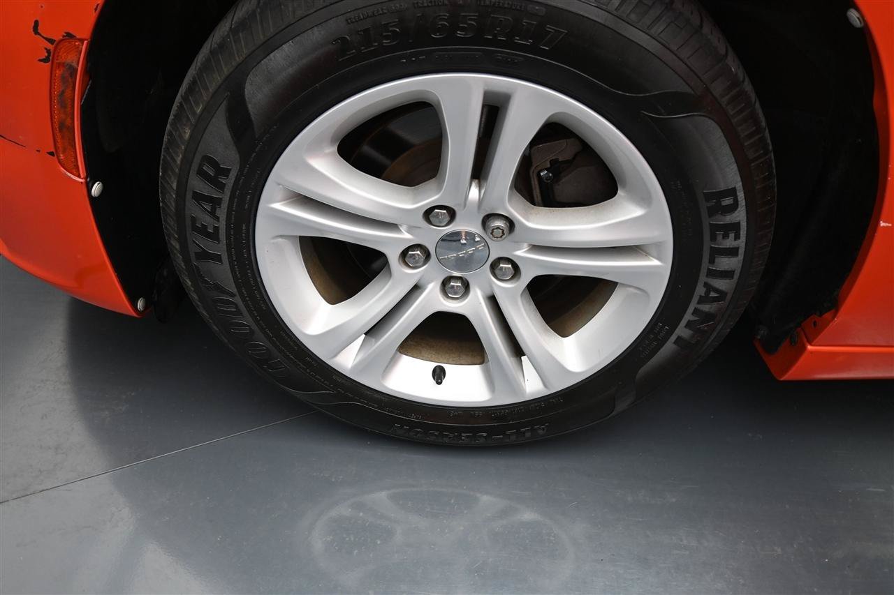 Used 2018 Dodge Charger SXT RWD image 16