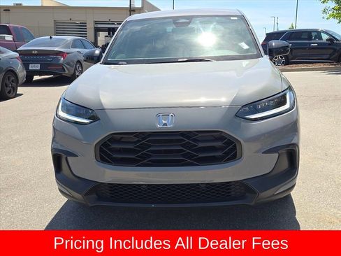 Used 2023 Honda HR-V Sport image 8