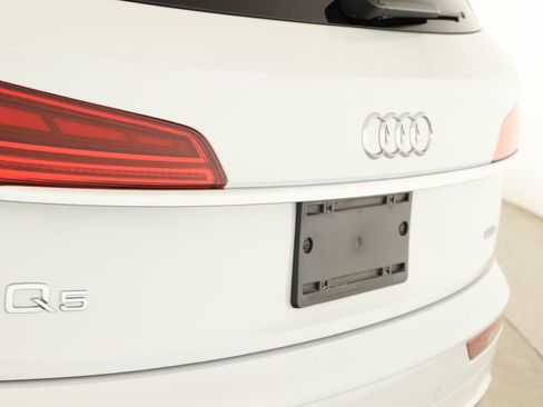 Certified 2022 Audi Q5 2.0T Premium AWD/4WD image 37