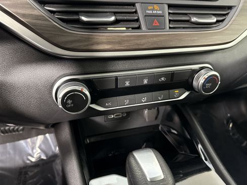 Certified 2024 Nissan Altima 2.5 SV image 10