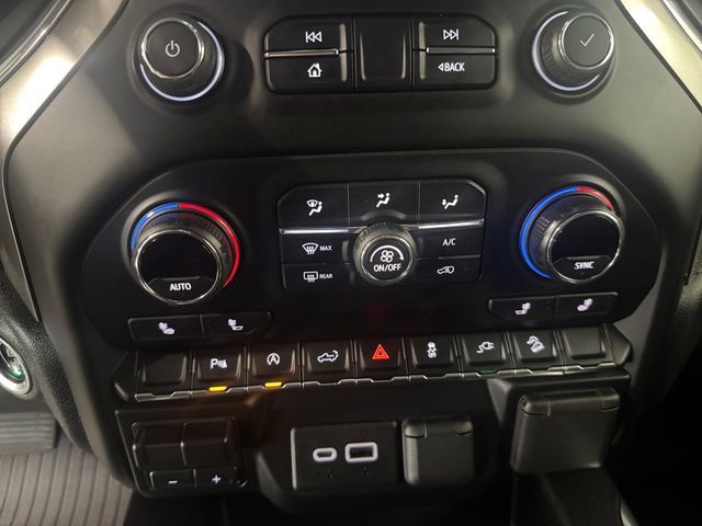 Used 2021 Chevrolet Silverado 1500 LT Trail Boss w/ Convenience Package II AWD/4WD image 3