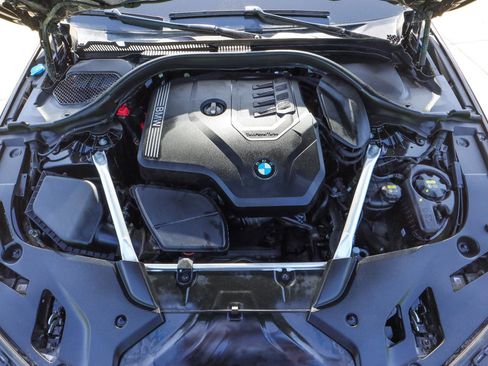 Used 2021 BMW 530i xDrive w/ Premium Package AWD/4WD image 20