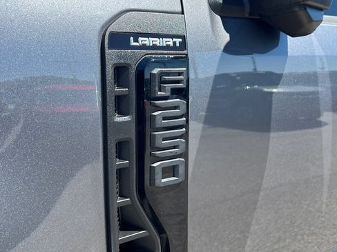 Used 2023 Ford F250 Lariat w/ Lariat Ultimate Package AWD/4WD image 45