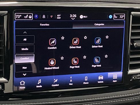 New 2026 Chrysler Pacifica Limited w/ S Appearance Package AWD/4WD image 8