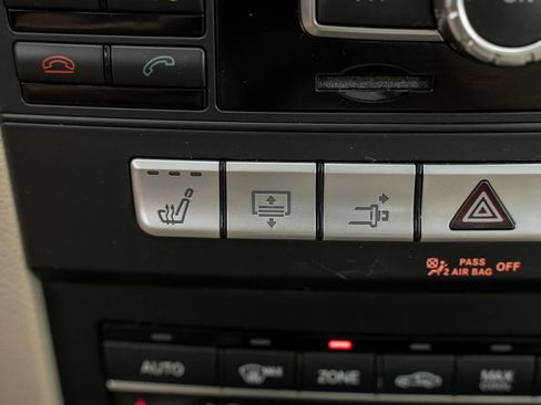 Used 2015 Mercedes-Benz E 400 Coupe w/ Premium 1 Package image 27