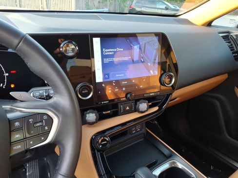 Certified 2024 Lexus NX 250 FWD w/ Cold Area Package image 9