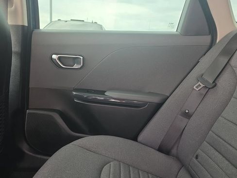 Used 2025 Kia K4 EX FWD image 12