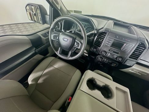 Used 2015 Ford F150 XL w/ Equipment Group 101A Mid image 9