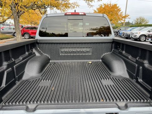 New 2026 Nissan Frontier SV w/ Tow Package image 9