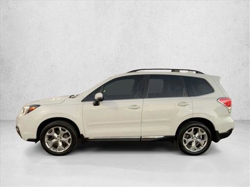 Used 2018 Subaru Forester 2.5i Touring image 9