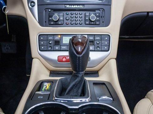 Used 2013 Maserati GranTurismo Sport image 16