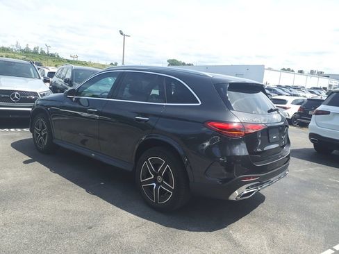 Certified 2025 Mercedes-Benz GLC 300 4MATIC image 5
