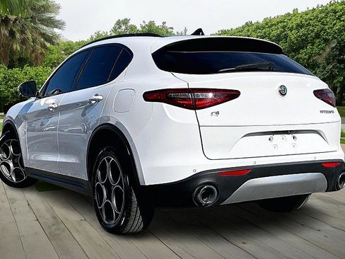 Used 2018 Alfa Romeo Stelvio Sport w/ Quick Order Package 22J Sport image 12