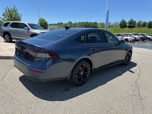 Used 2025 Honda Accord SE image 3