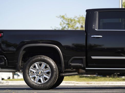 New 2026 Chevrolet Silverado 2500 High Country w/ High Country Premium Package AWD/4WD image 5