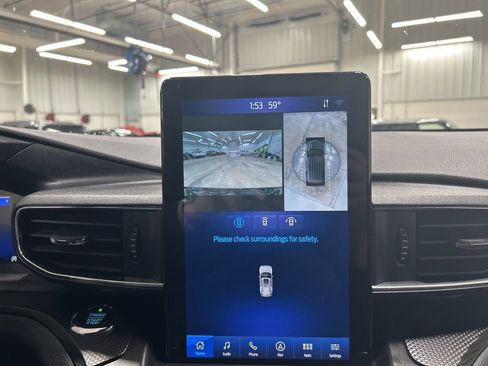 Used 2020 Ford Explorer ST w/ Premium Technology Package image 21