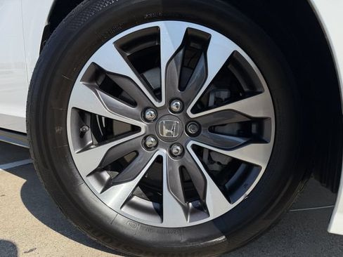 Used 2024 Honda Odyssey EX-L image 8