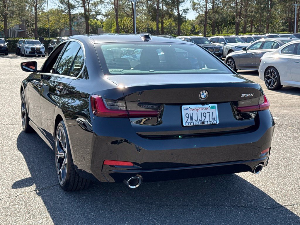 Used 2026 BMW 330i Sedan w/ Convenience Package RWD image 10