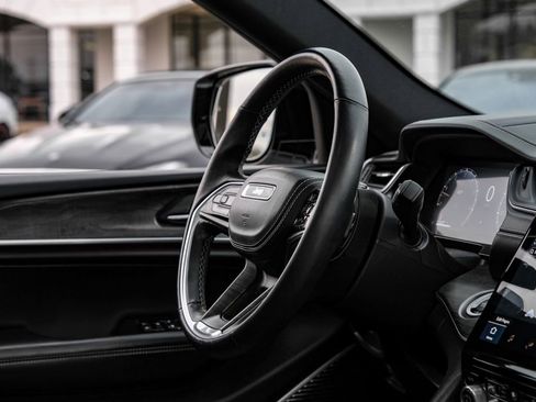 Used 2021 Jeep Grand Cherokee L Overland w/ Luxury Tech Group IV image 11