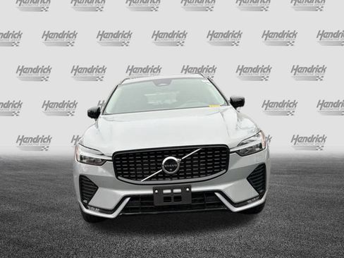 Certified 2025 Volvo XC60 B5 Plus image 45