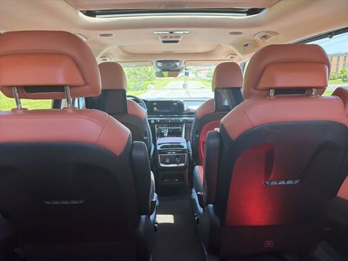 Used 2022 Kia Carnival SX Prestige FWD image 17