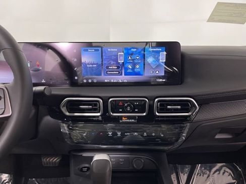 New 2026 Nissan Sentra SV w/ SV Convenience Package FWD image 25