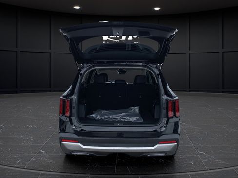 New 2026 Kia Sorento S AWD/4WD image 13