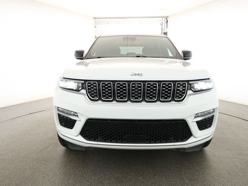 Used 2022 Jeep Grand Cherokee Summit w/ Advanced Protech Group IV image 2